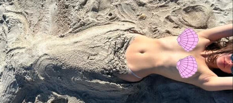 Piggypout xxx model photos