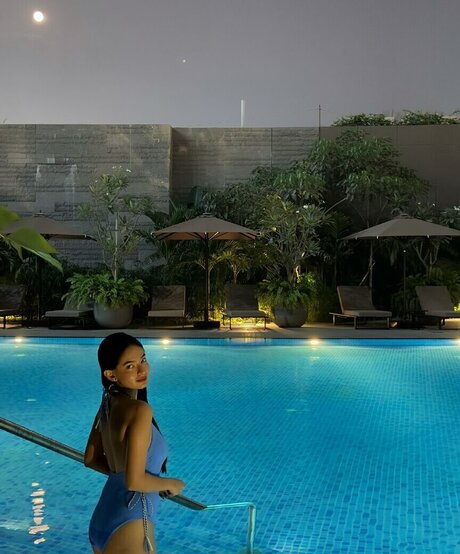 Anushka Sen star porn gallery