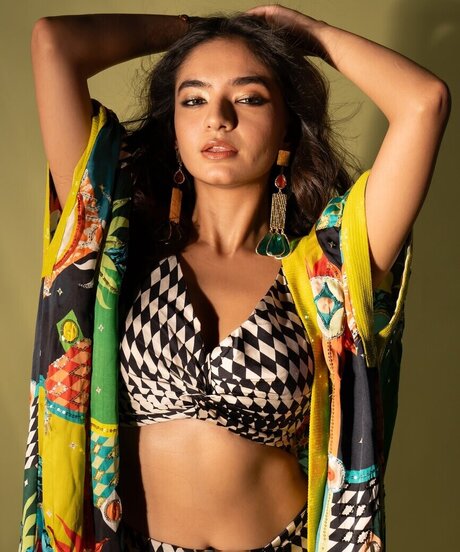 Anushka Sen hd pornstar pictures