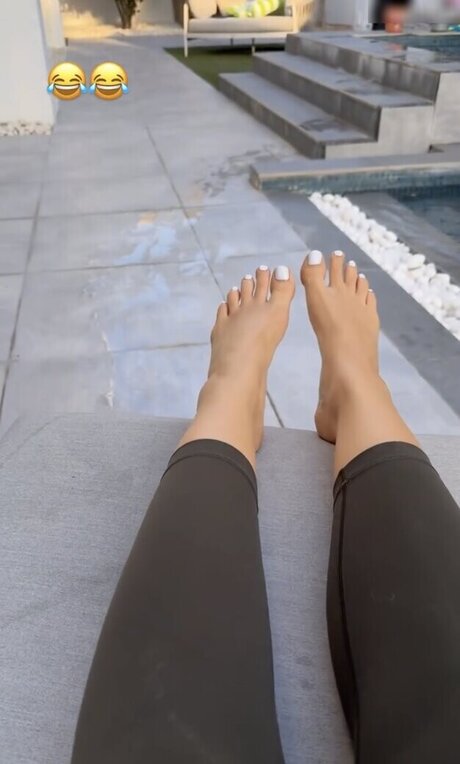 Sarah Harrison xxx star pics