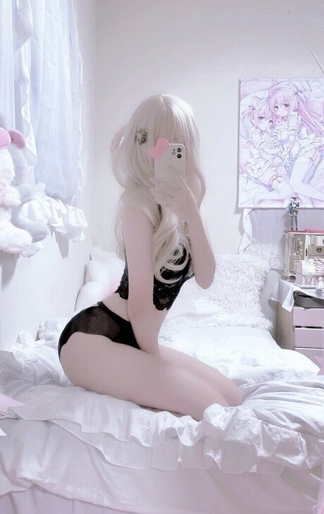 Loveyoukillyou pretty pornstar img