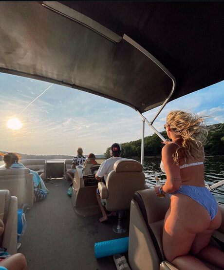 Maggie Kimberlin model free archive