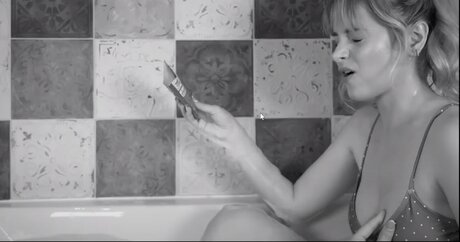 Camille LV pretty model archive