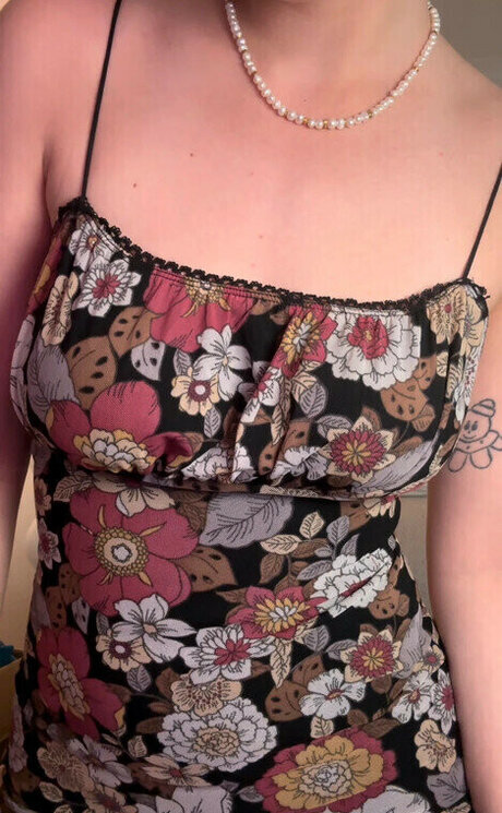 Camille LV sexy star photo