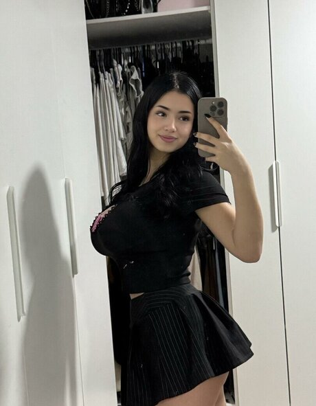 Fionaparkerx star porn pic