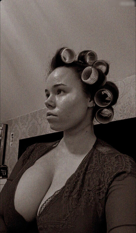 Janakristinah star sexy img