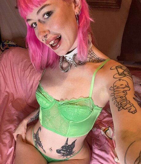 Sisterwhippy star nudes archive