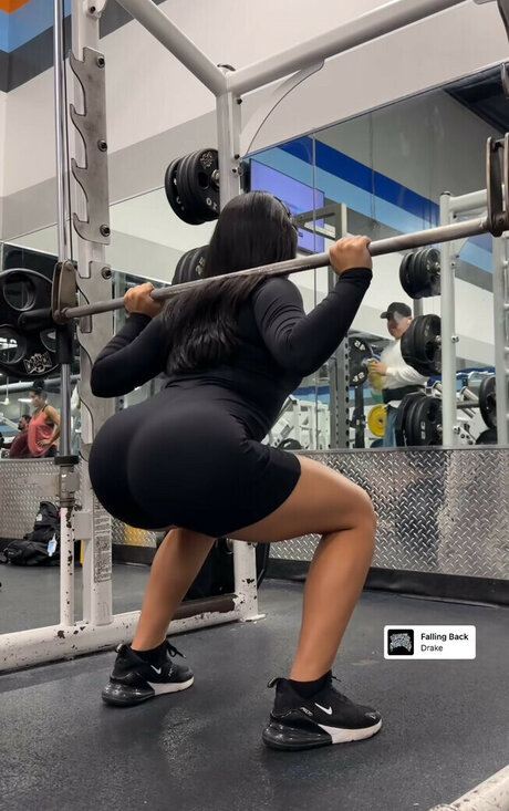 Tati Mcquay exclusive star pics