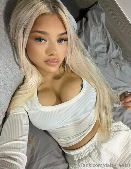 daisyrae18 pornstar nudes pictures