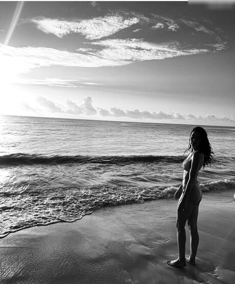 tiny ass onlyfans perfect pics