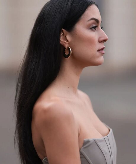 Rebecca Mir model exclusive galleries