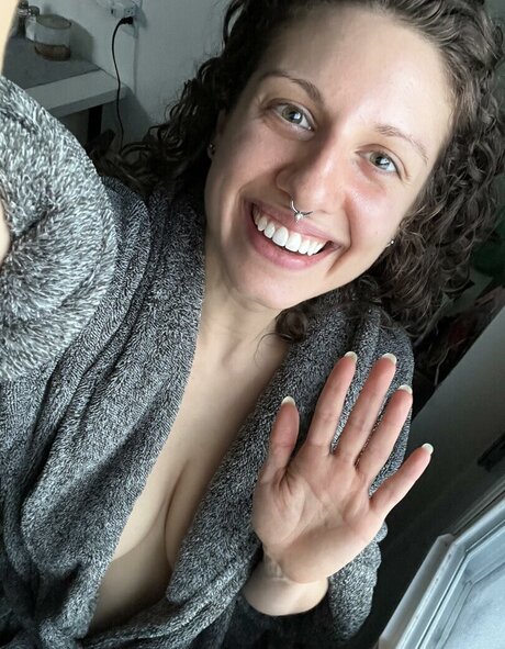 Victoria Liro star pretty pic