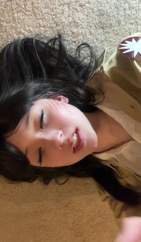 brunette teen onlyfans sexy nude pic