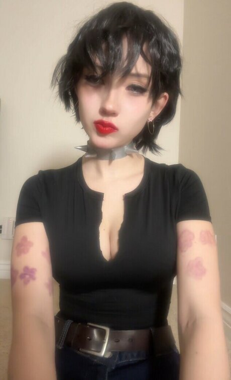 Jillynozomi model sexy pics