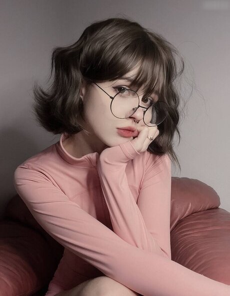 devisuka pornographic actress pic