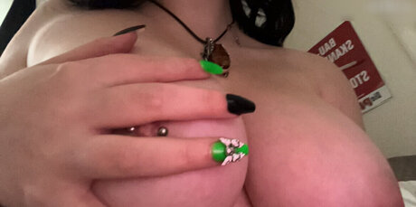 Gothminze model sex pictures