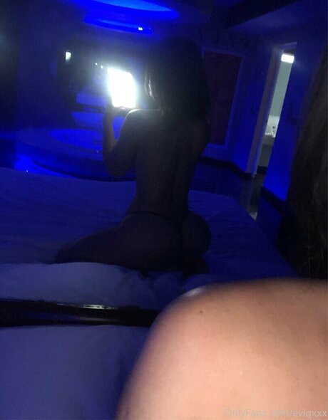 Emma Iris pornstar exclusive pics