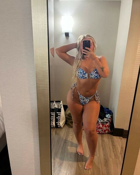 emilysmithh06 erotic model pictures