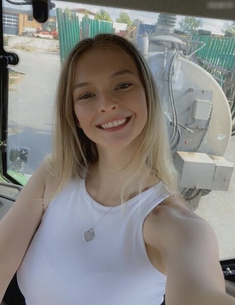 Paulas Landleben perfect pornstar galleries