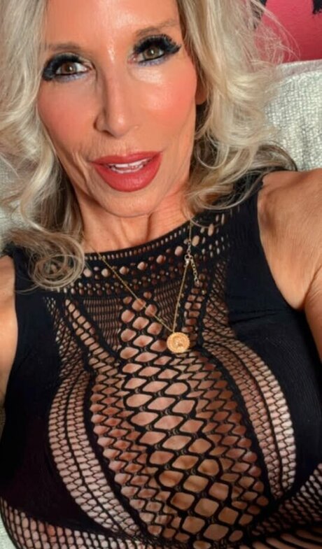 Lorraine Lewis pornstar exclusive photo