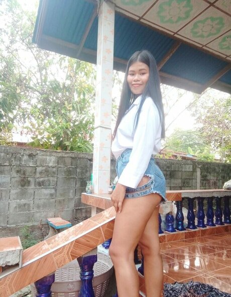 uhellodoi pornographic actress pics