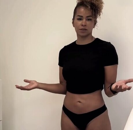 Diana Schneider exclusive pornstar picture