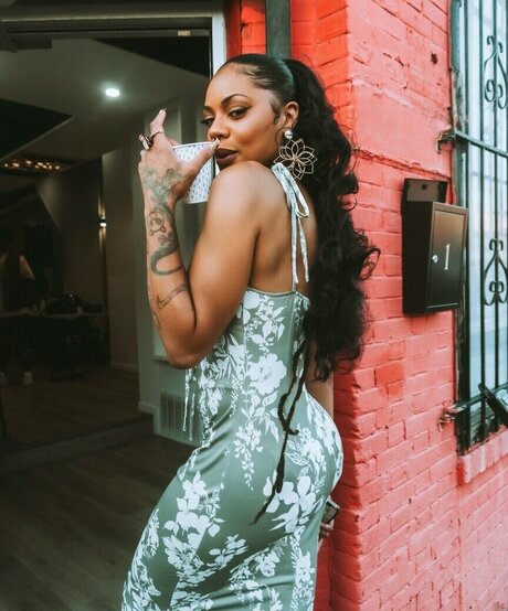 iamsunnie pornstar art image