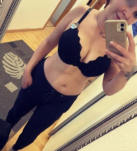 ThisIsEmmi star nice img