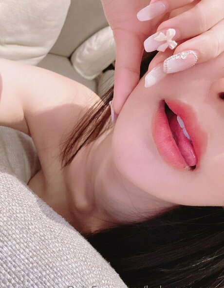 cougars onlyfans pretty photo