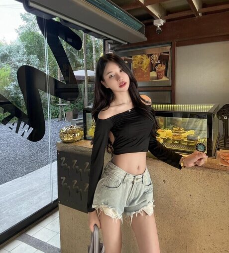 lesbian anal strapon onlyfans sex picture