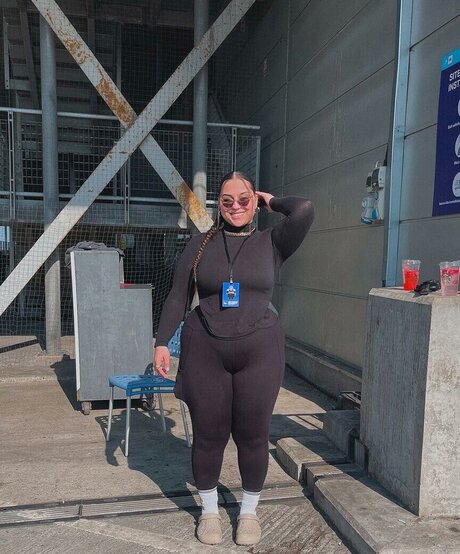 isurfavpisces model best picture