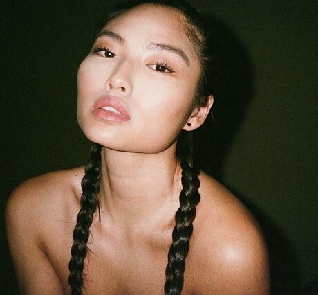 Janet Yuan beautiful actress archive