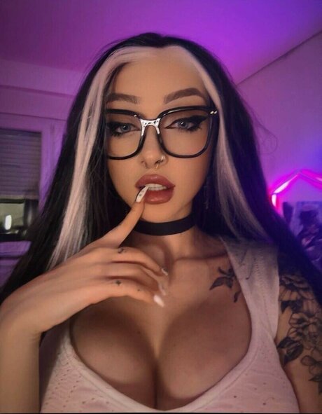 aryssa614 porn star img