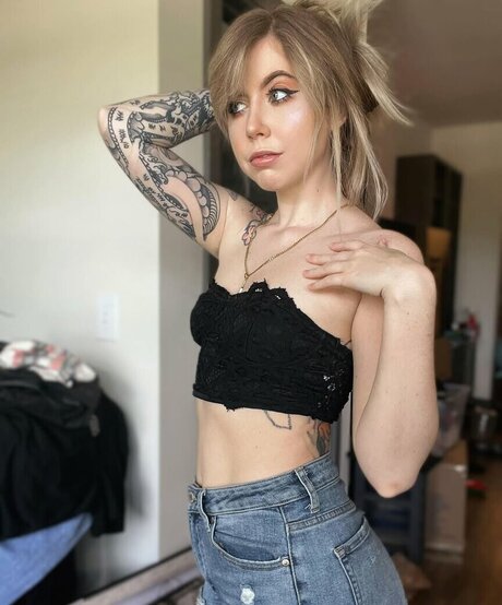 eyes onlyfans free nude pic