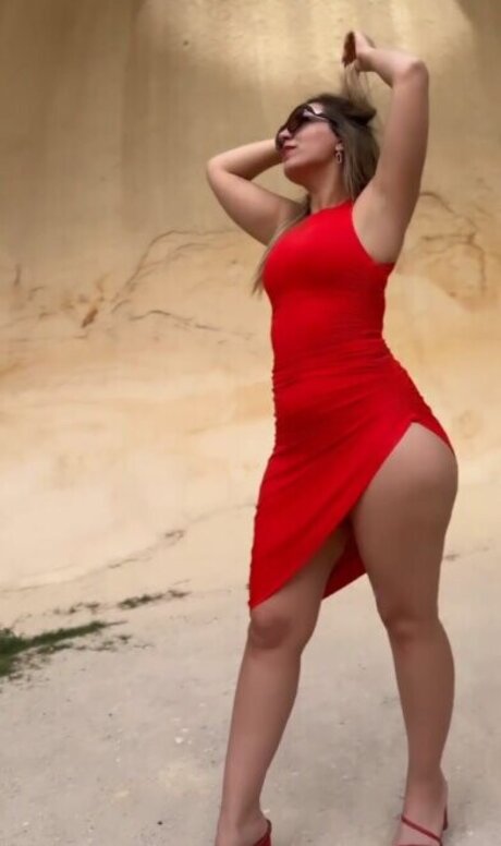 Fidan Atalay star nudes pictures