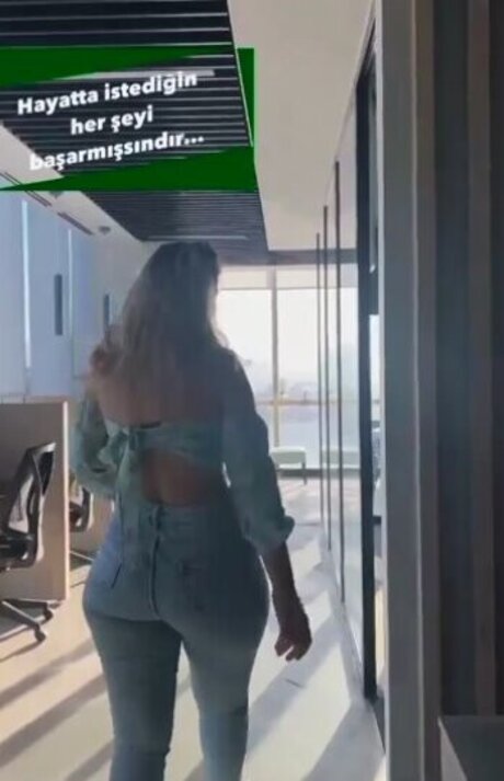 Fidan Atalay pretty actress photo