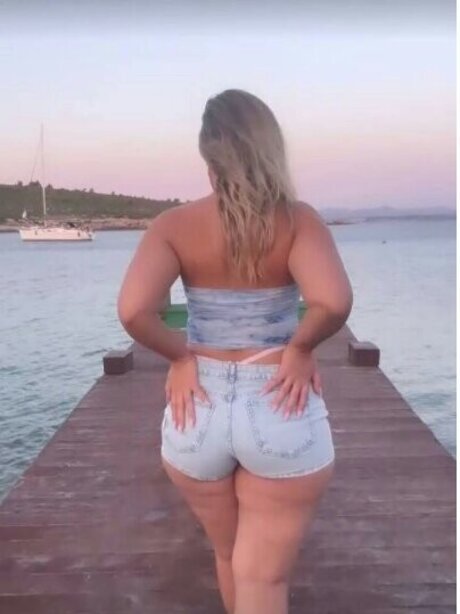 Fidan Atalay model hot image