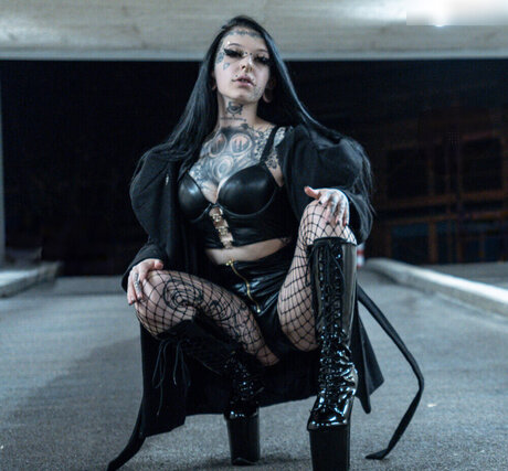 st hell nudes star picture