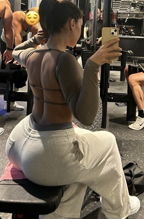 Lya Aylin model sex pictures