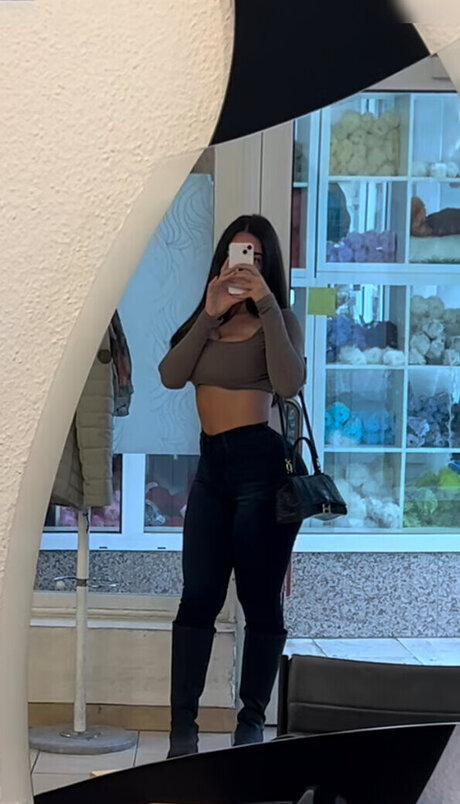 Lya Aylin star beautiful picture