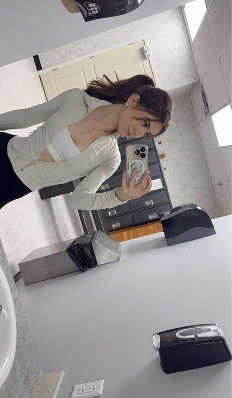 Giulia Bruno model exclusive pics