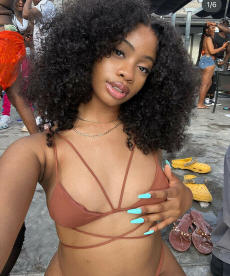 moreyaz porn star photo