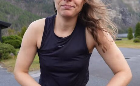 Sabrina Outdoor exclusive model galleries