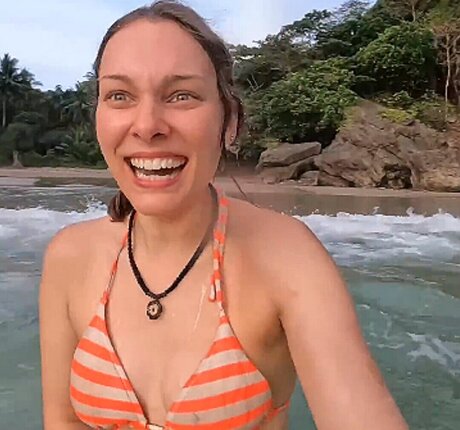 Sabrina Outdoor model sexy pics