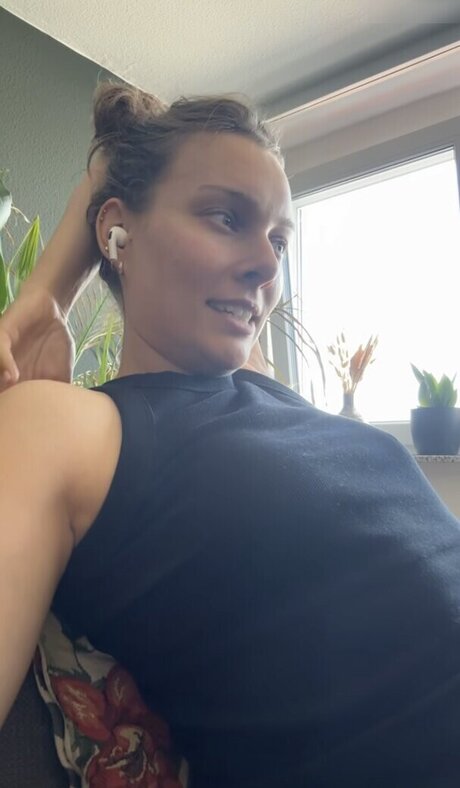 Sabrina Outdoor adult star images