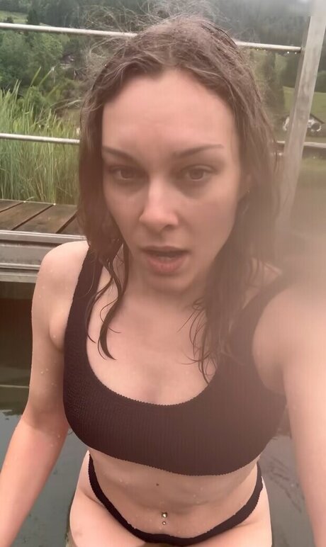 Sabrina Outdoor star perfect photo