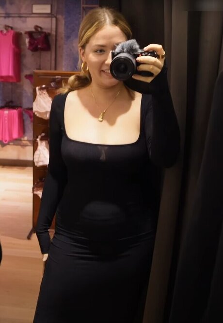 Sonny Loops pornstar erotic image