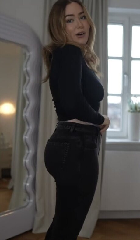 Sonny Loops pornstar perfect galleries