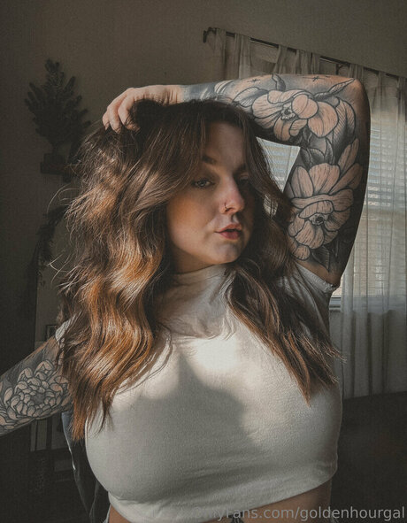 goldenhourgal model nudes photos