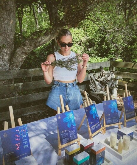 Cheyenne Pahde top actress photos